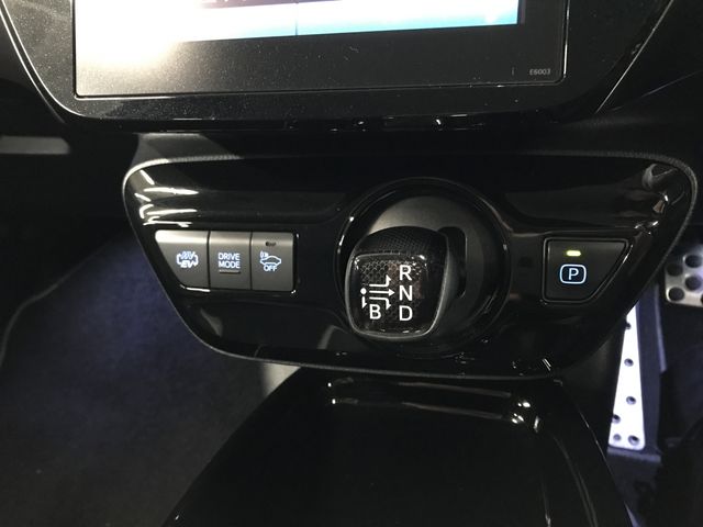 TOYOTA PRIUS PHV 2019