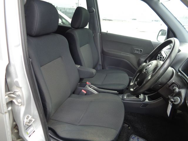 DAIHATSU TERIOS LUCIA 4WD 2002