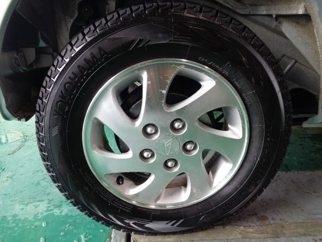 DAIHATSU TERIOS LUCIA 4WD 2002