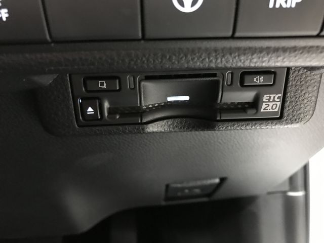 TOYOTA COROLLA TOURING HYBRID 4WD 2023