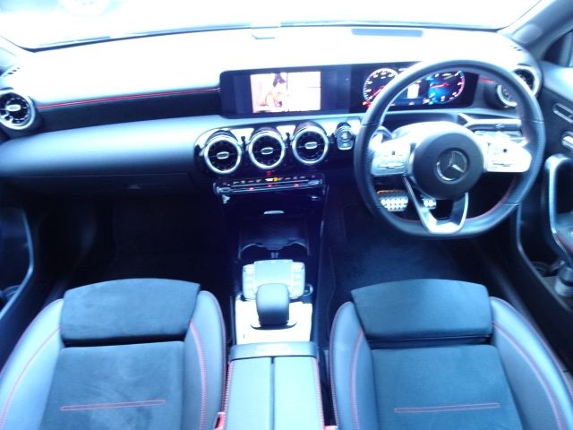 MERCEDES BENZ MERCEDES BENZ A class 2021