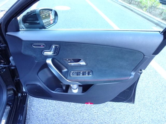 MERCEDES BENZ MERCEDES BENZ A class 2021