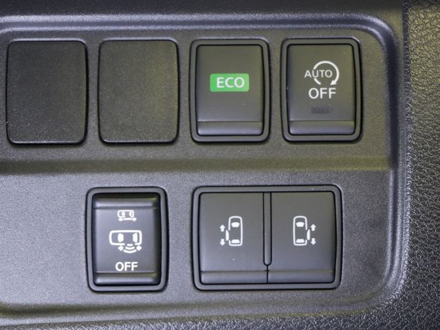 NISSAN SERENA  S-HYBRID 2017