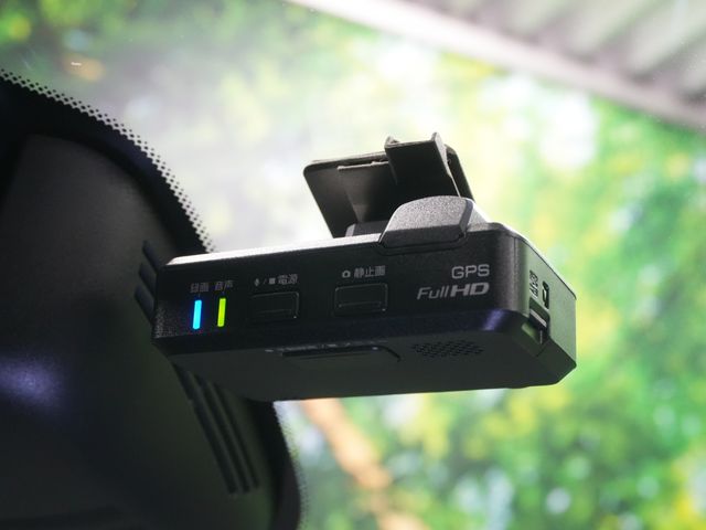 NISSAN SERENA  S-HYBRID 2017