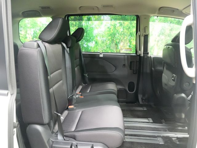 NISSAN SERENA  S-HYBRID 2017