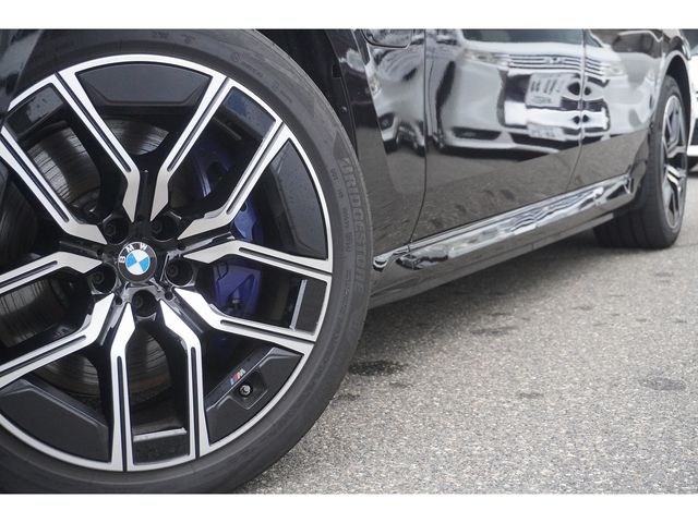 BMW BMW i7 2025