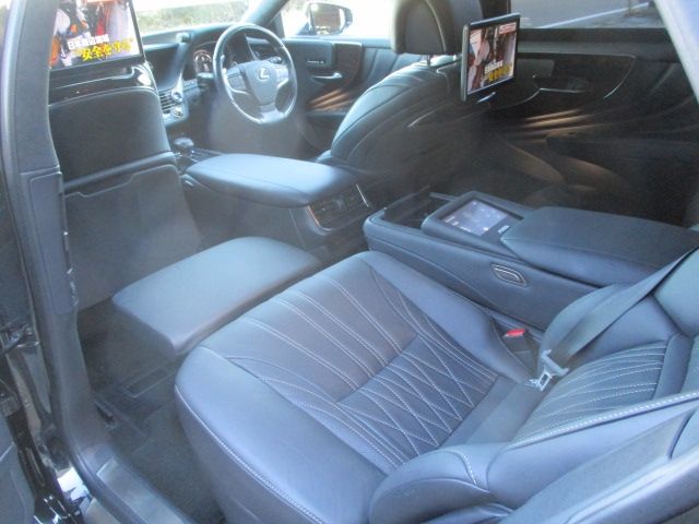 TOYOTA LEXUS LS500h 4WD 2018