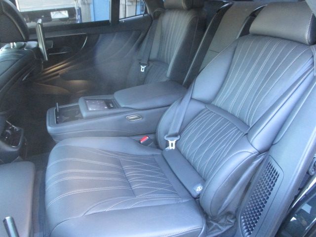 TOYOTA LEXUS LS500h 4WD 2018