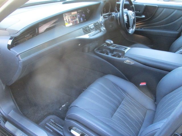 TOYOTA LEXUS LS500h 4WD 2018