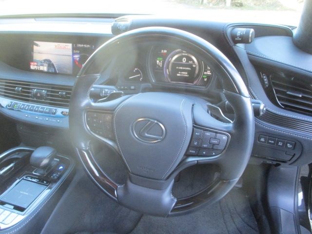 TOYOTA LEXUS LS500h 4WD 2018