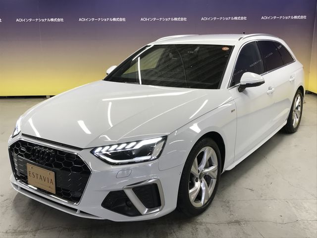 AUDI AUDI A4 AVANT 2022
