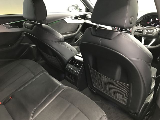 AUDI AUDI A4 AVANT 2022