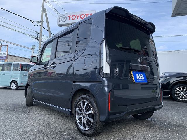 HONDA N BOX CUSTOM 2024