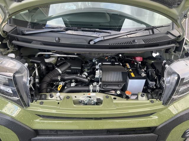 DAIHATSU TANTO FAN CROSS 2024