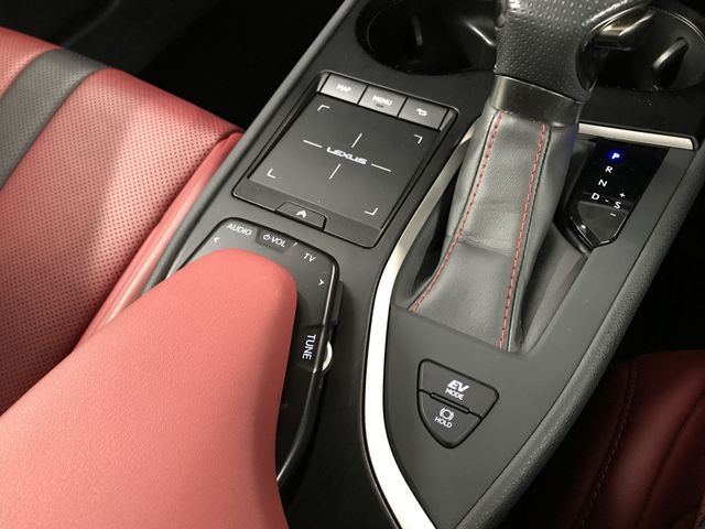 TOYOTA LEXUS UX250h 2019