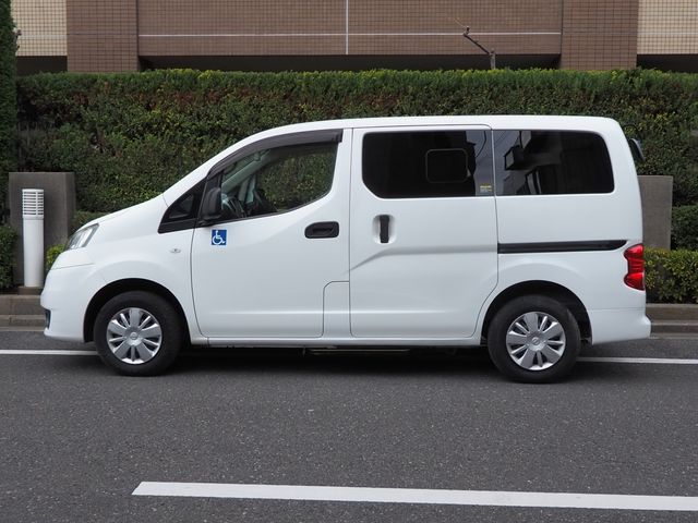 NISSAN NV200 VANETTE van 2018