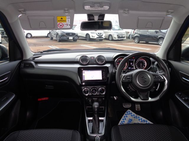 SUZUKI SWIFT 4WD 2023