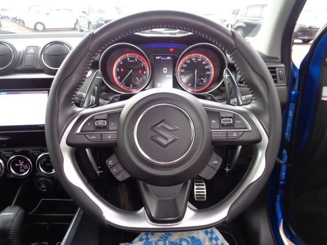SUZUKI SWIFT 4WD 2023