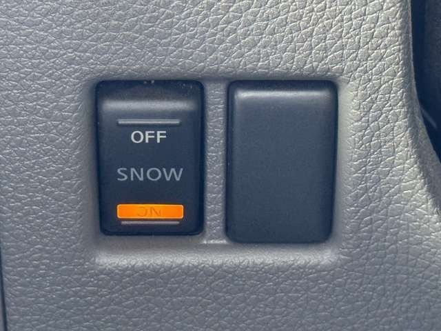 NISSAN NV350 CARAVAN 2018