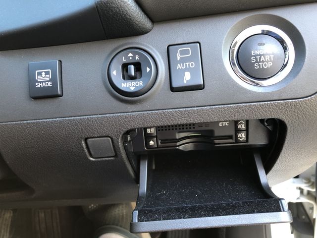 TOYOTA CROWN sedan 2012