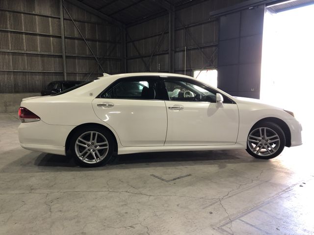 TOYOTA CROWN sedan 2012