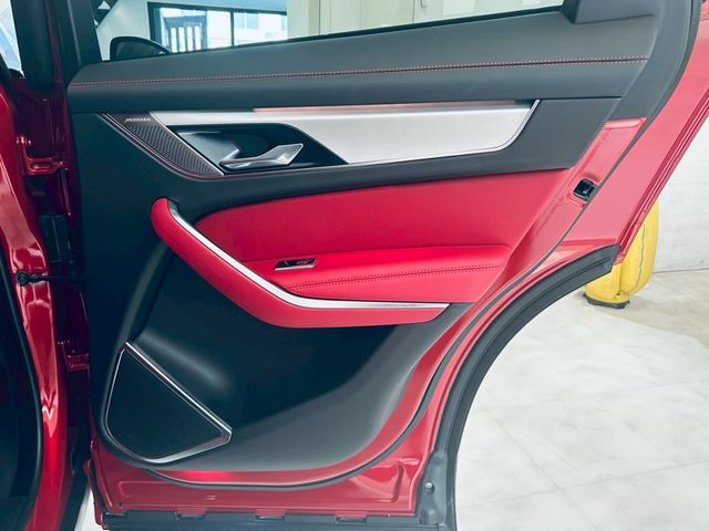 JAGUAR JAGUAR F-PACE 2023