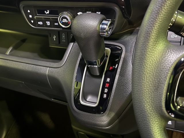 HONDA N BOX CUSTOM 2023