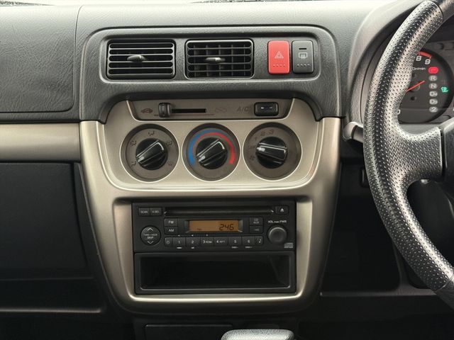 HONDA VAMOS HOBIO VAN 4WD 2015