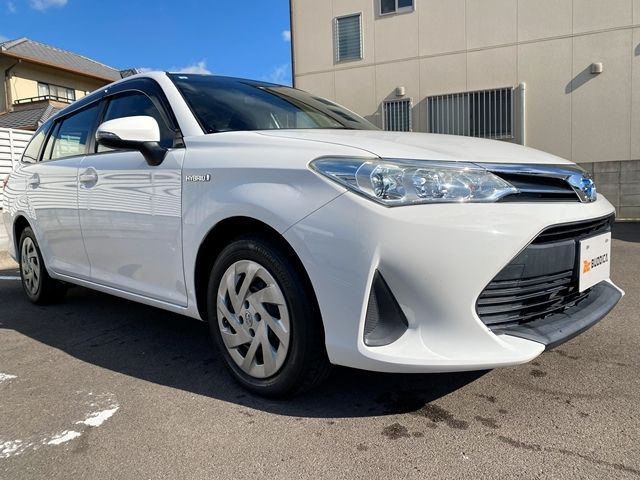 TOYOTA COROLLA FIELDER HYBRID 2019