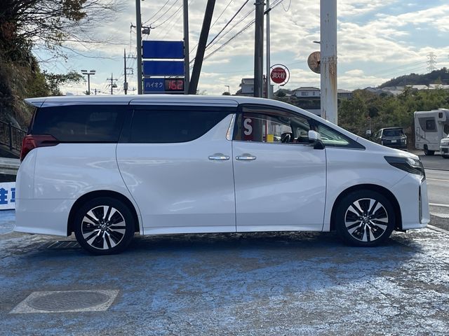 TOYOTA ALPHARD 4WD 2022