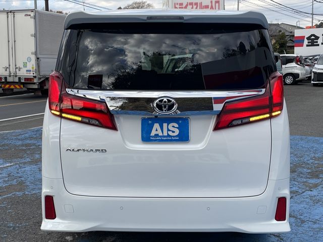 TOYOTA ALPHARD 4WD 2022