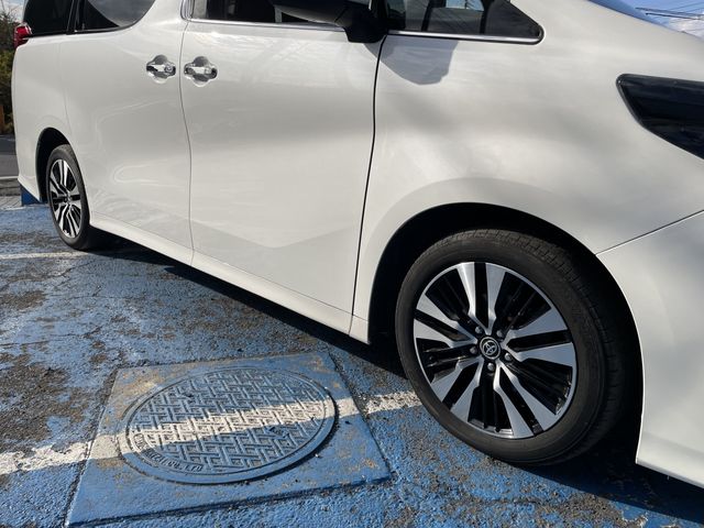 TOYOTA ALPHARD 4WD 2022