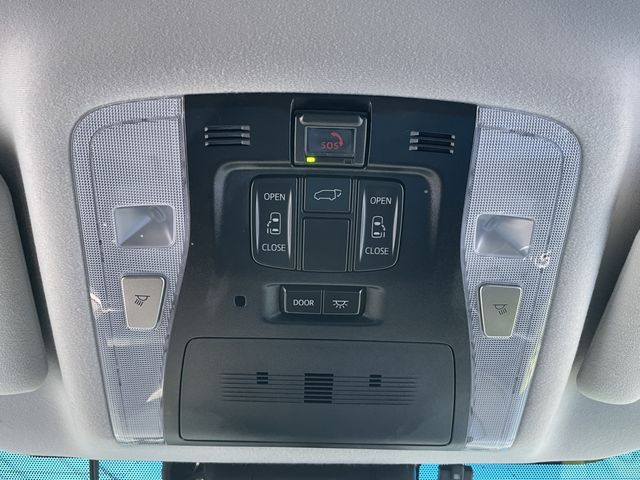 TOYOTA ALPHARD 4WD 2022