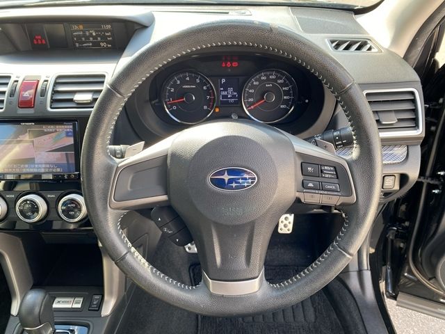 SUBARU FORESTER 2015