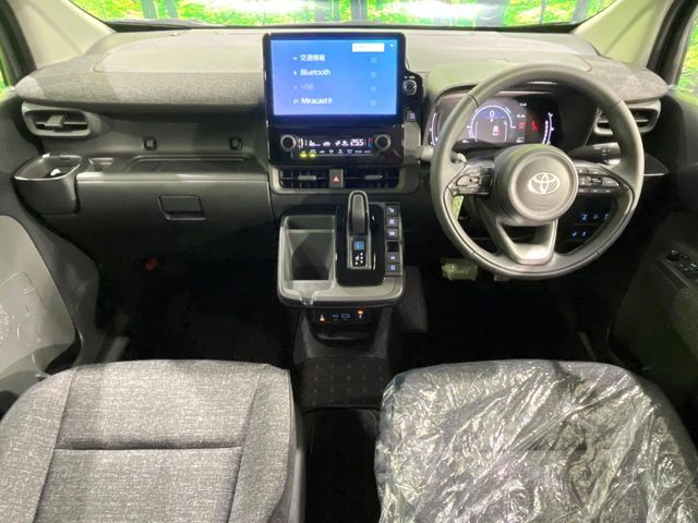 TOYOTA SIENTA HYBRID 2025