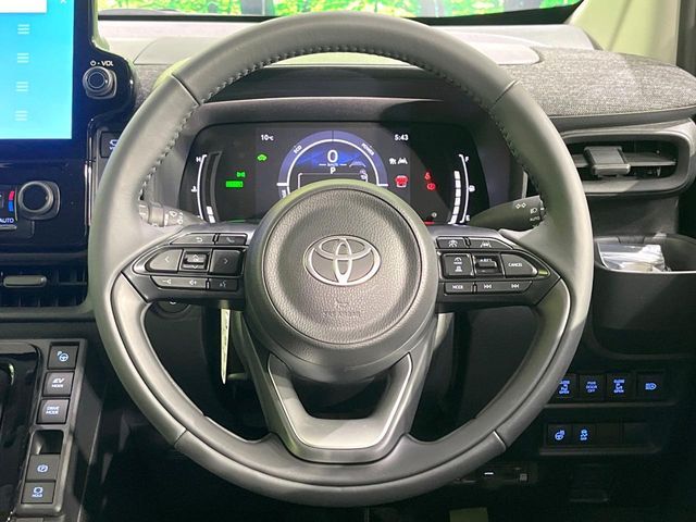 TOYOTA SIENTA HYBRID 2025