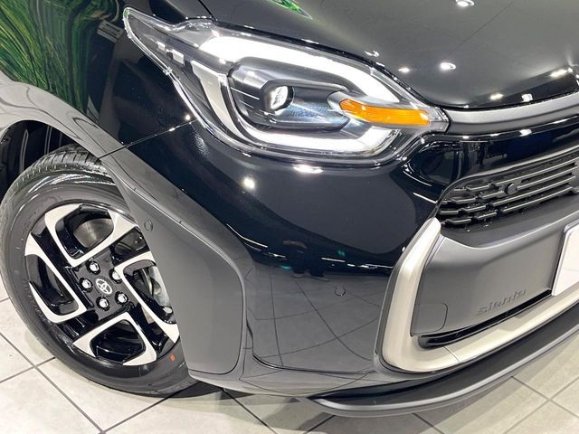 TOYOTA SIENTA HYBRID 2025