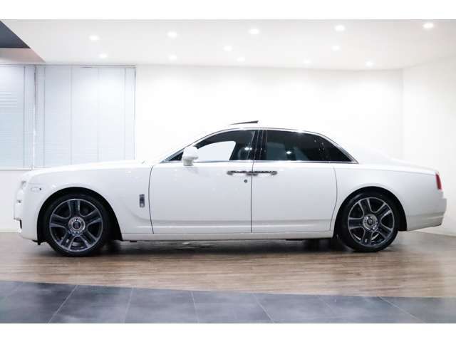 ROLLS-ROYCE ROLLS-ROYCE 2016