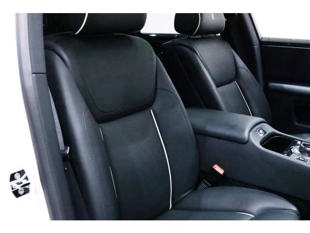 ROLLS-ROYCE ROLLS-ROYCE 2016