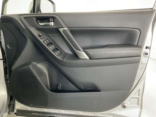 SUBARU FORESTER 2016