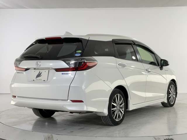 HONDA SHUTTLE HYBRID 2020