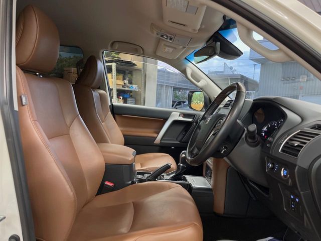 TOYOTA LANDCRUISER PRADO 2022