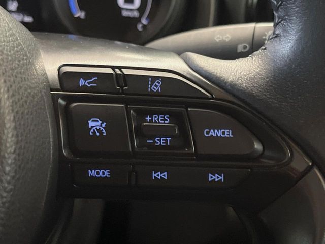 TOYOTA YARIS CROSS 2023