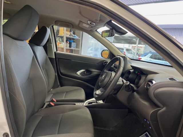 TOYOTA YARIS CROSS 2023