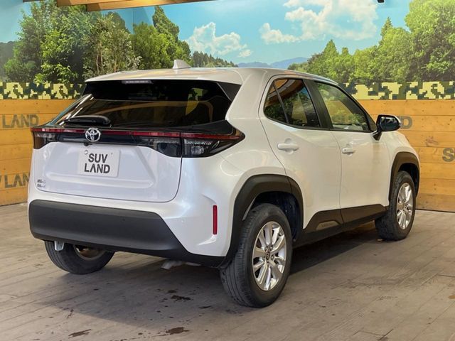 TOYOTA YARIS CROSS 2023