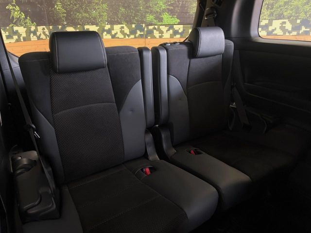 TOYOTA VELLFIRE 2020