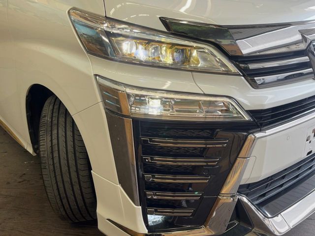 TOYOTA VELLFIRE 2020