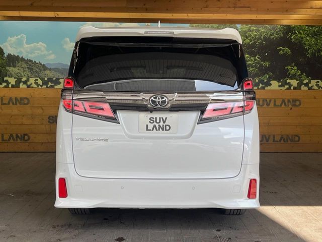 TOYOTA VELLFIRE 2020