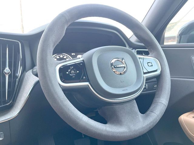 VOLVO VOLVO XC60 2018