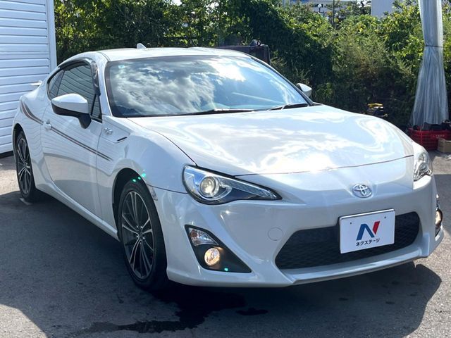 TOYOTA 86 2015